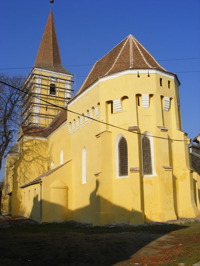 7b) Renovierung der Kirche in Großscheuern, Siebenbürgen